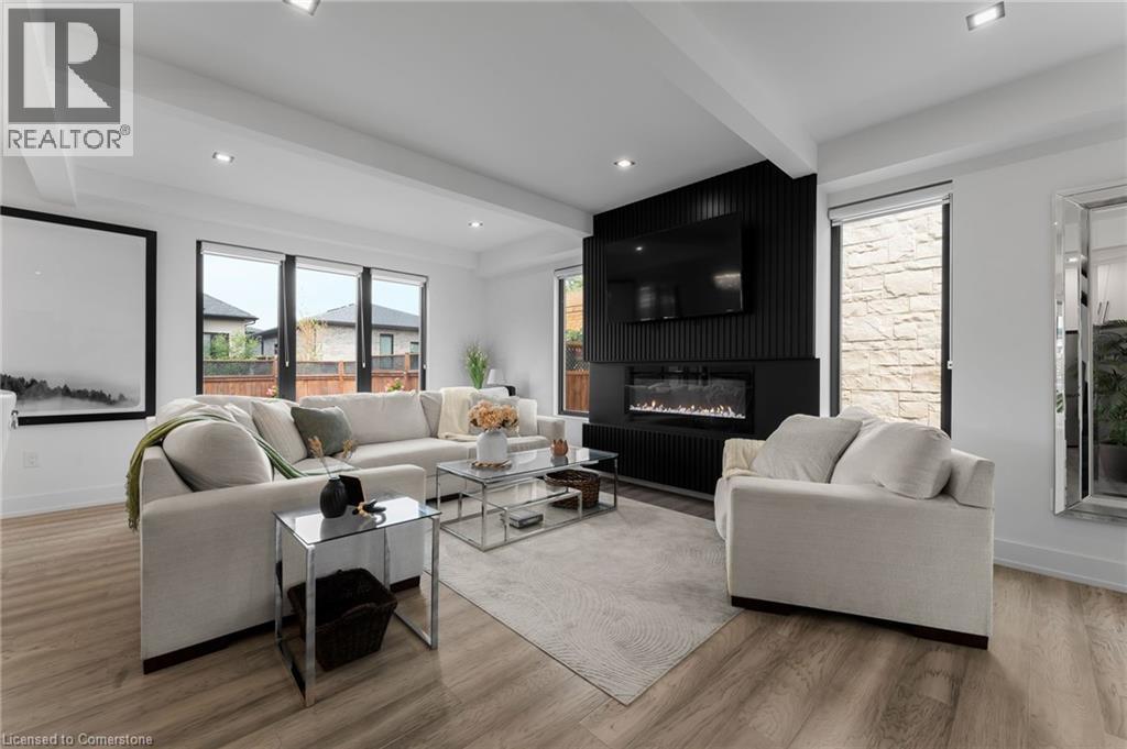 Photo 19 of 14 Willowbrook Drive, Welland ON