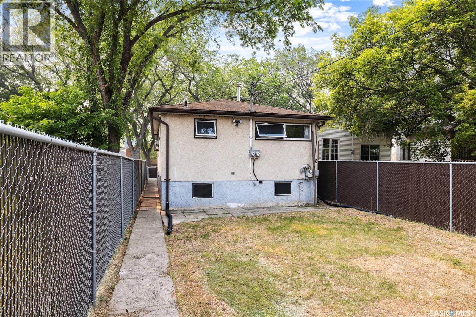 Photo 28 of 1921 Toronto Street, Regina SK