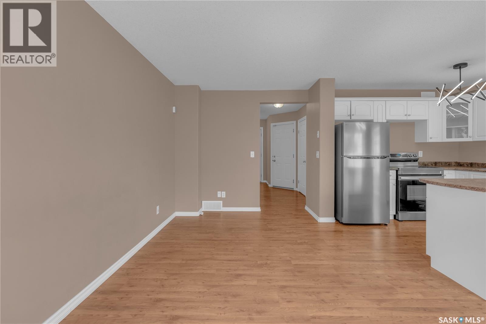 Photo 15 of 43 2400 Tell Place, Regina SK