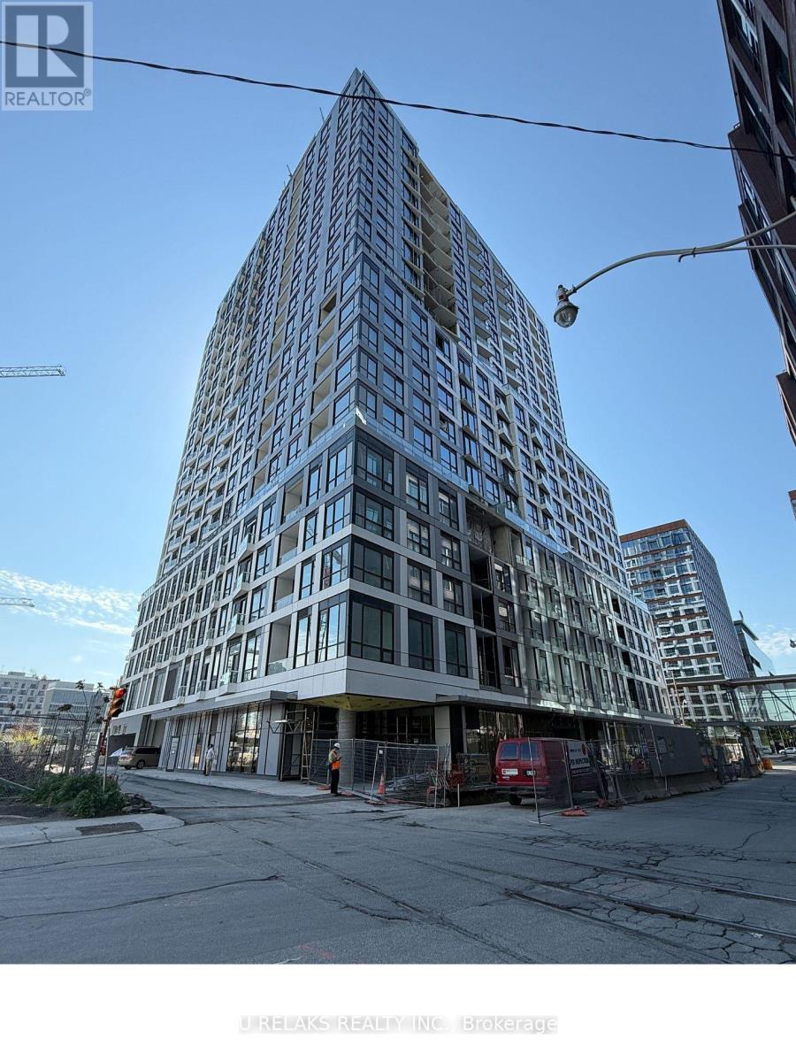 Photo 6 of 727 15 Richardson Street, Toronto ON