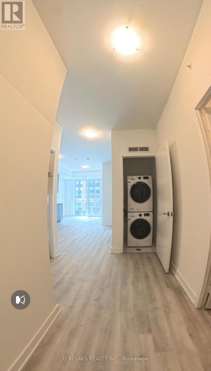 Photo 5 of 727 15 Richardson Street, Toronto ON