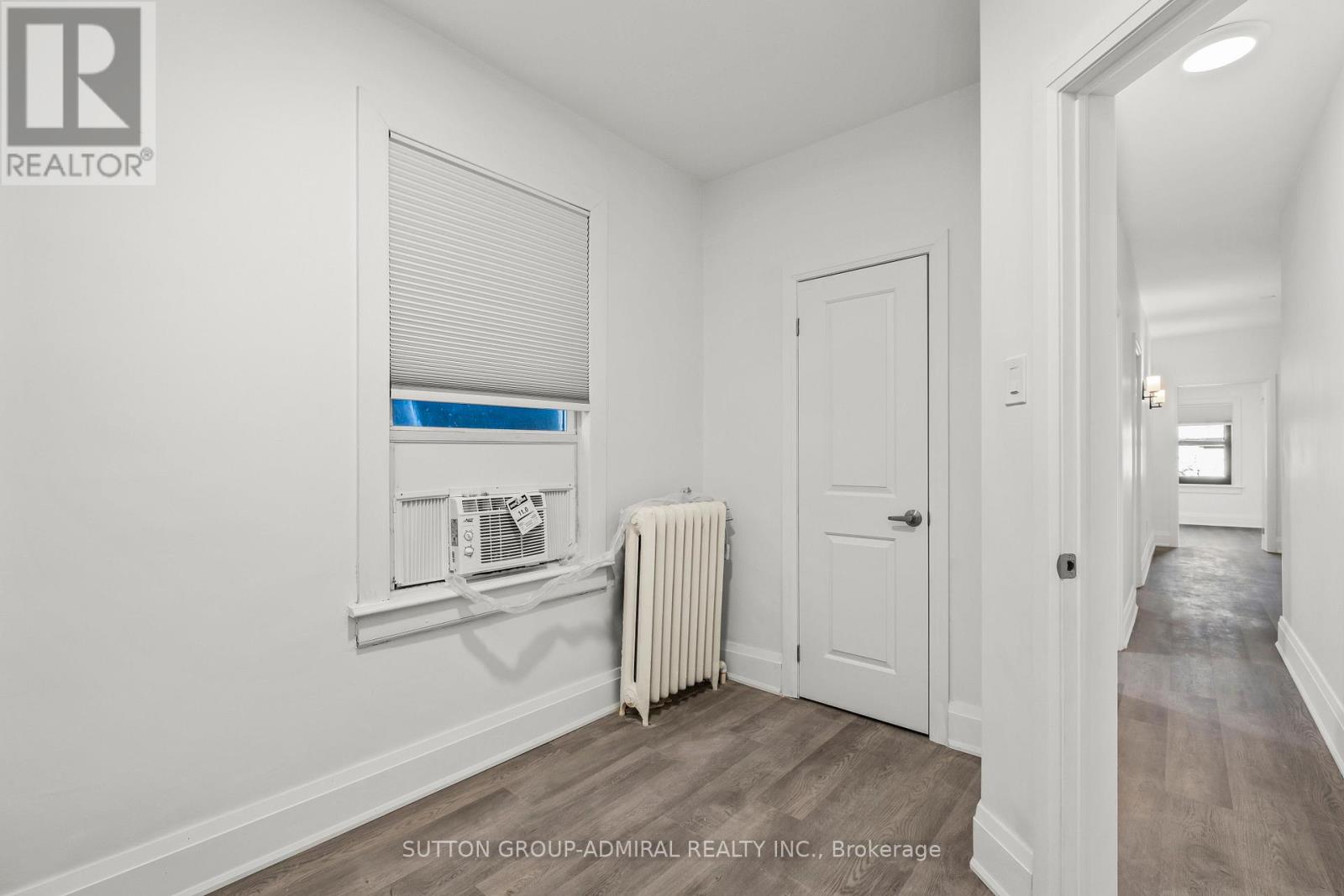 Photo 11 of 3 1963 A Queen Street E, Toronto ON