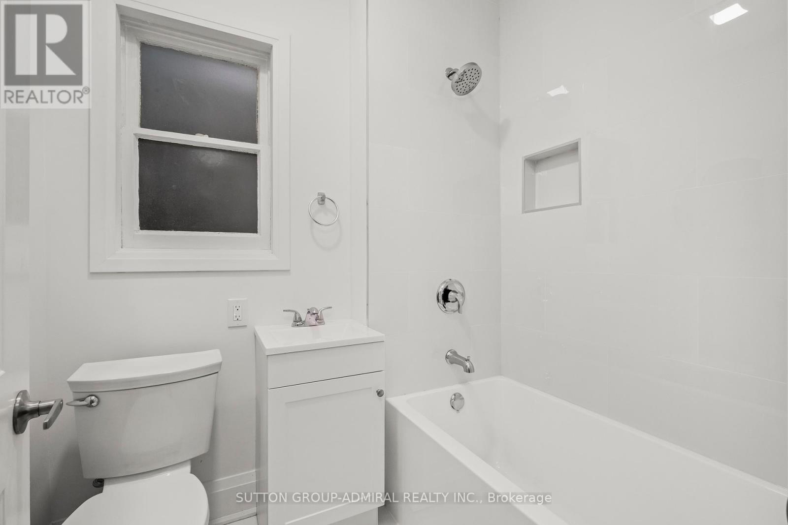 Photo 8 of 3 1963 A Queen Street E, Toronto ON