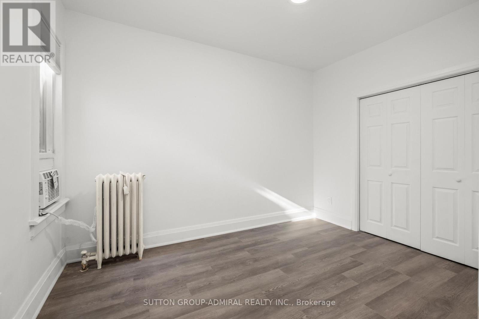 Photo 9 of 3 1963 A Queen Street E, Toronto ON