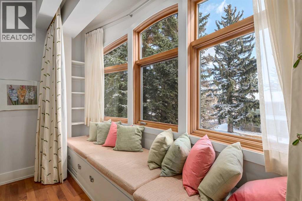 Single Family House for Sale in  Beverley Place SW Bel-Aire Calgary 