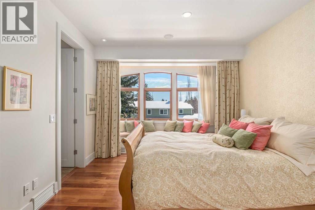 Single Family House for Sale in  Beverley Place SW Bel-Aire Calgary 