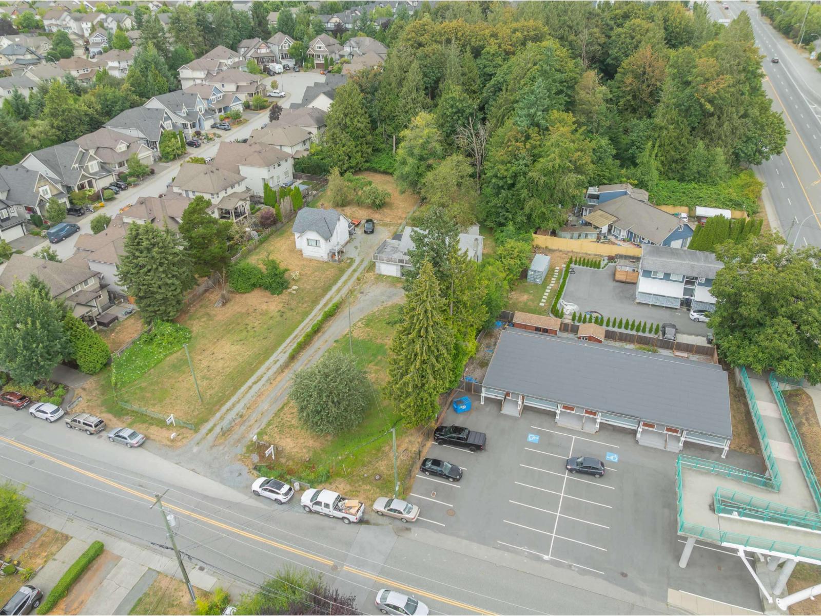 Photo 9 of 19983 68 Avenue, Langley BC