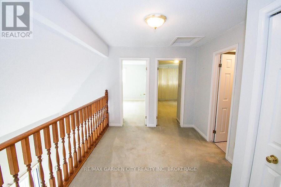 Photo 5 of 4575 Juniper Court, Lincoln ON