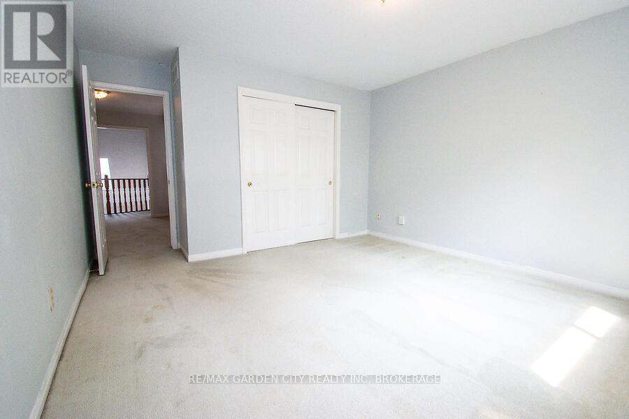Photo 23 of 4575 Juniper Court, Lincoln ON