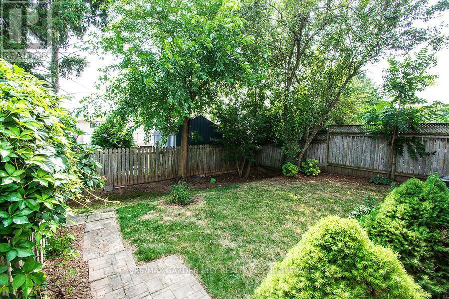 Photo 19 of 4575 Juniper Court, Lincoln ON