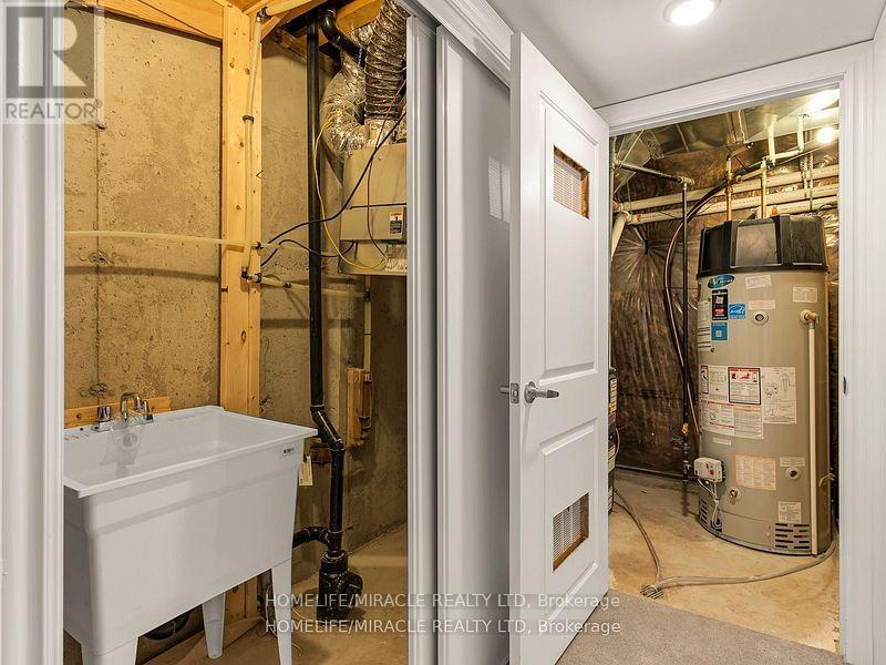 Photo 23 of 18 Queenpost Drive, Brampton ON
