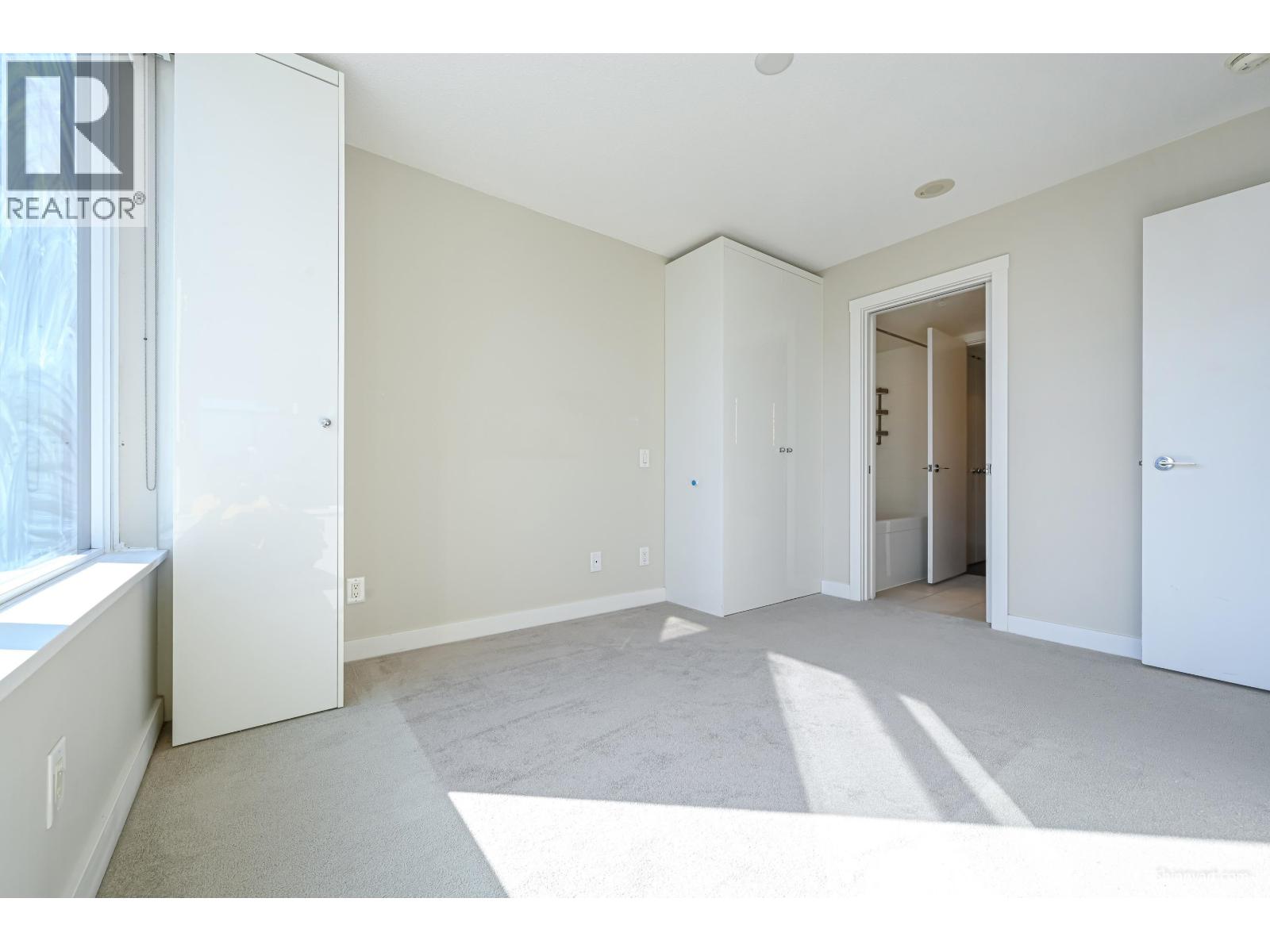 601 570 EMERSON STREET, Coquitlam