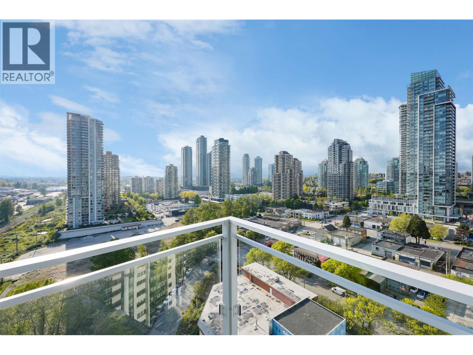 Photo 1 of 1707 4433 W Alaska Street, Burnaby BC