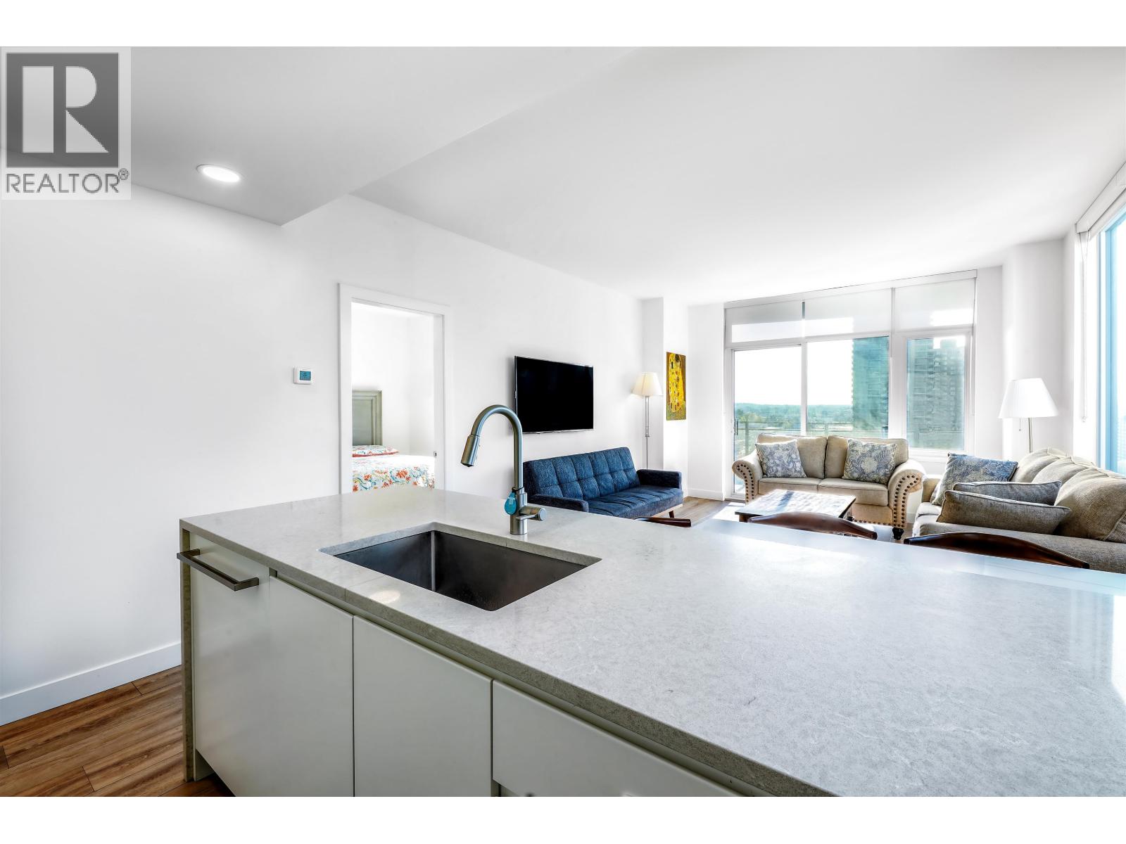Photo 11 of 1707 4433 W Alaska Street, Burnaby BC