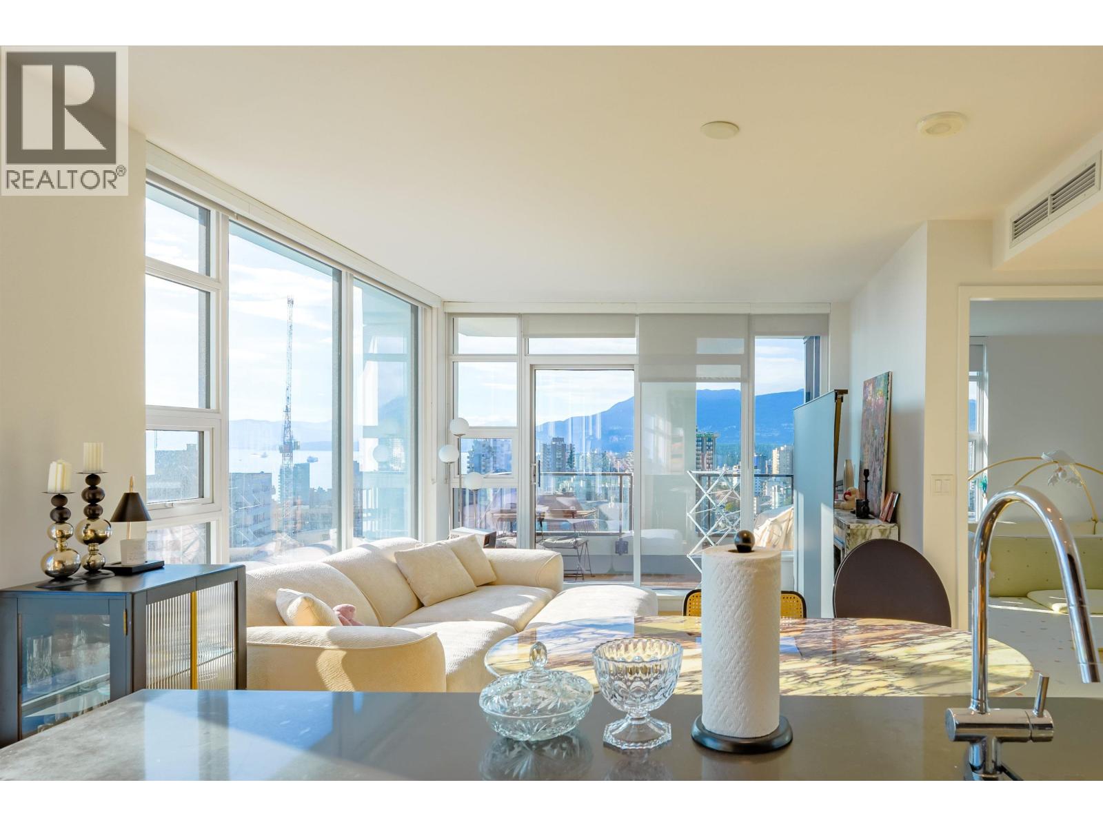 Photo 15 of 2701 1289 Hornby Street, Vancouver BC
