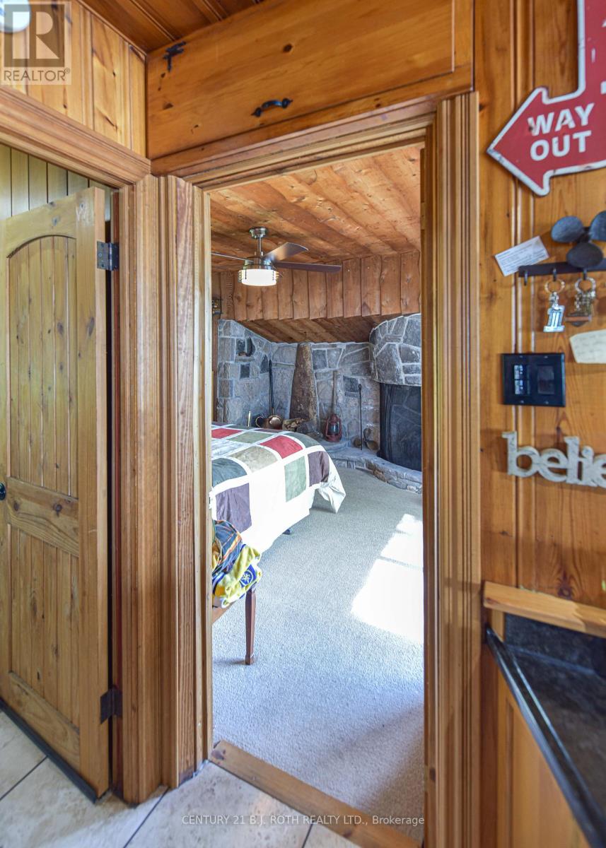 Photo 25 of 3939 Menoke Beach Road, Severn ON