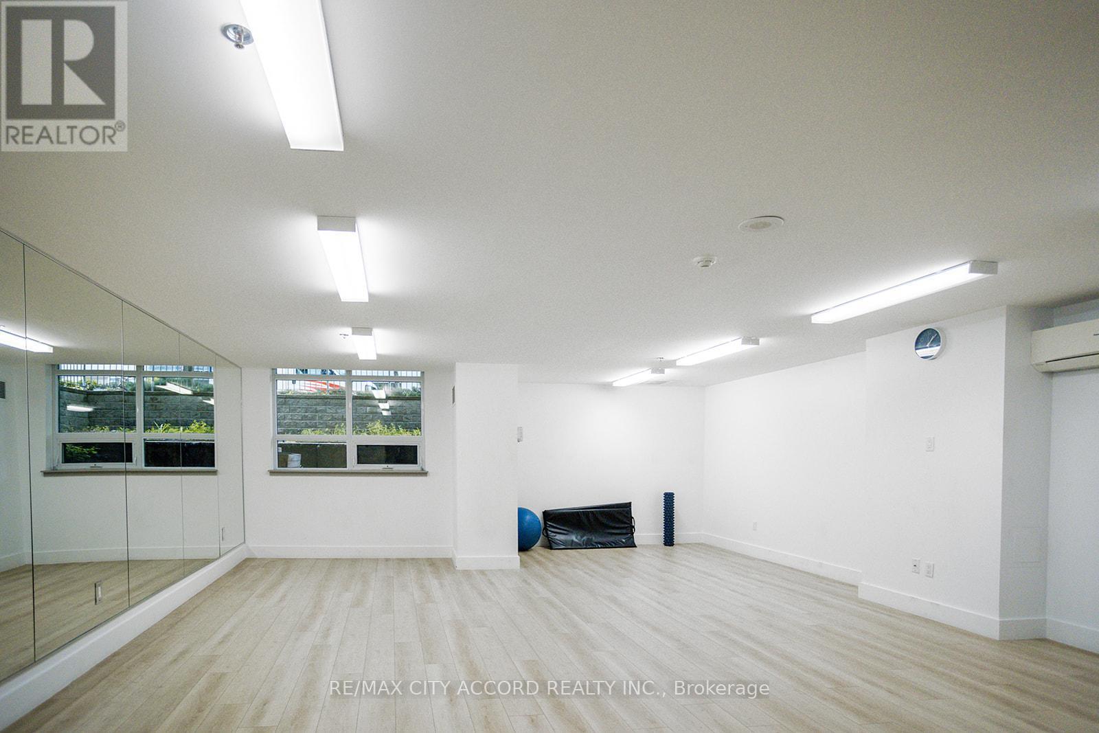 Photo 30 of 720 816 Lansdowne Avenue, Toronto ON