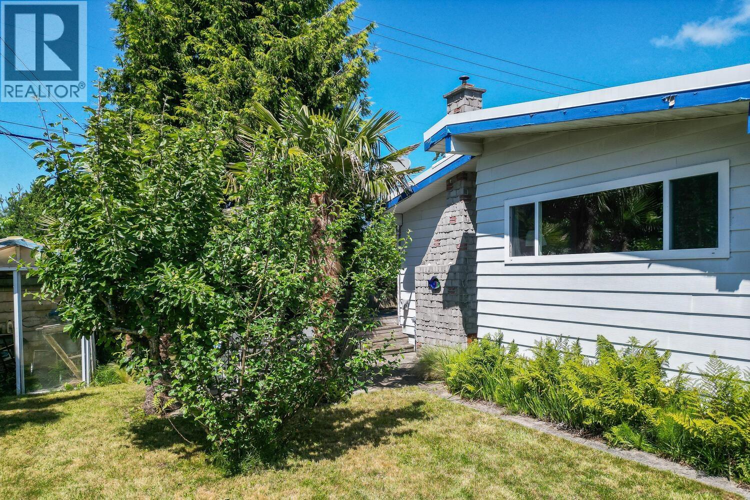 5086 12 Avenue, Delta