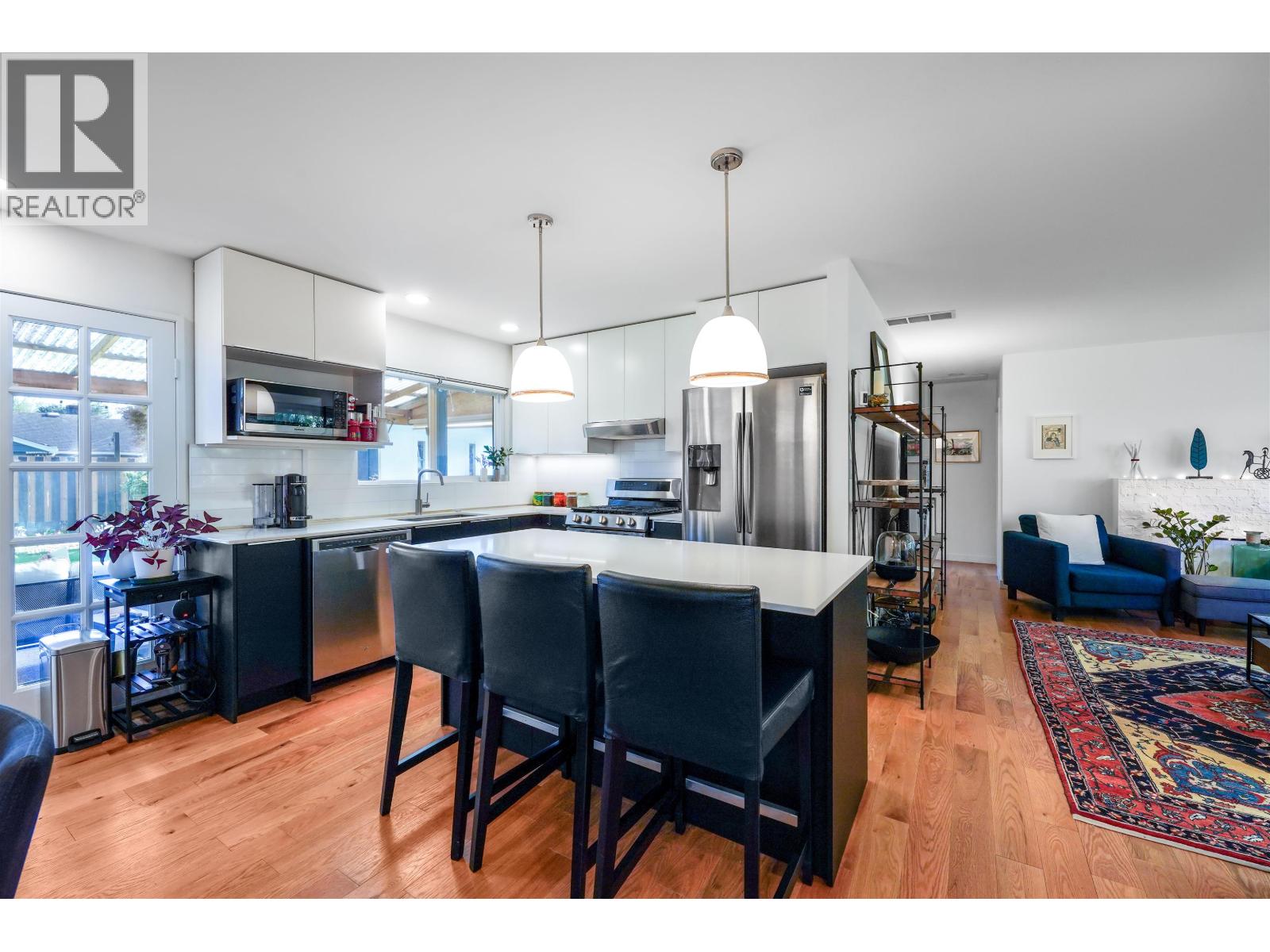 Photo 12 of 1287 W 15th Street, North Vancouver BC