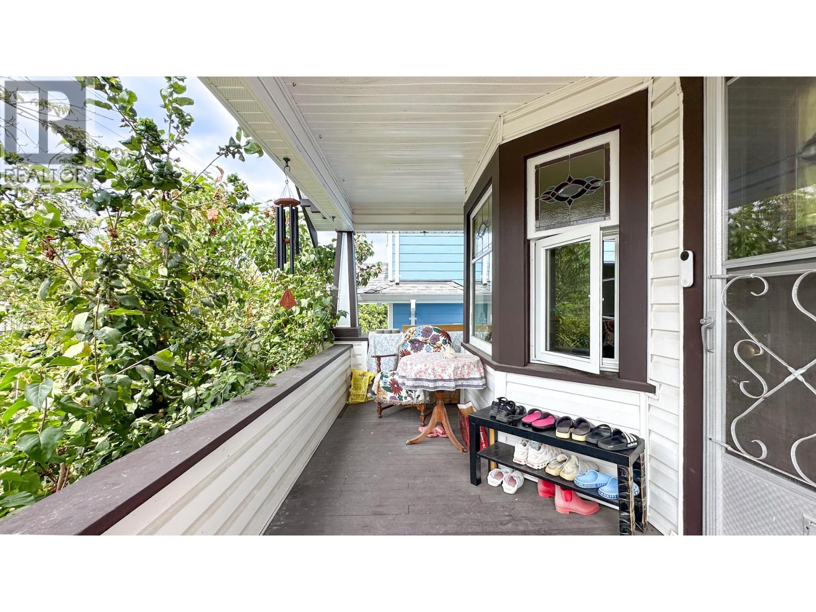 Photo 5 of 5748 Berkeley Street, Vancouver BC