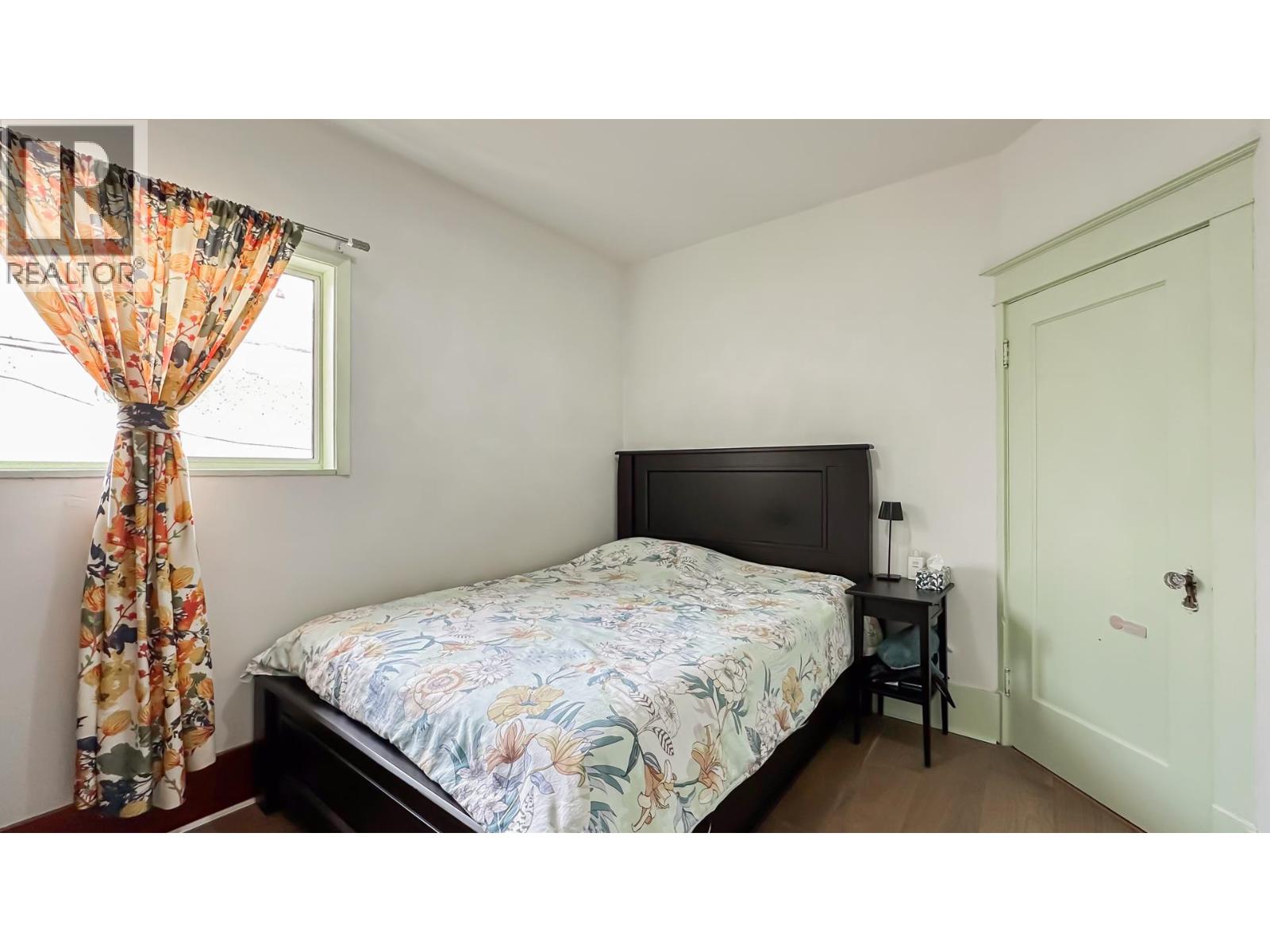 Photo 19 of 5748 Berkeley Street, Vancouver BC
