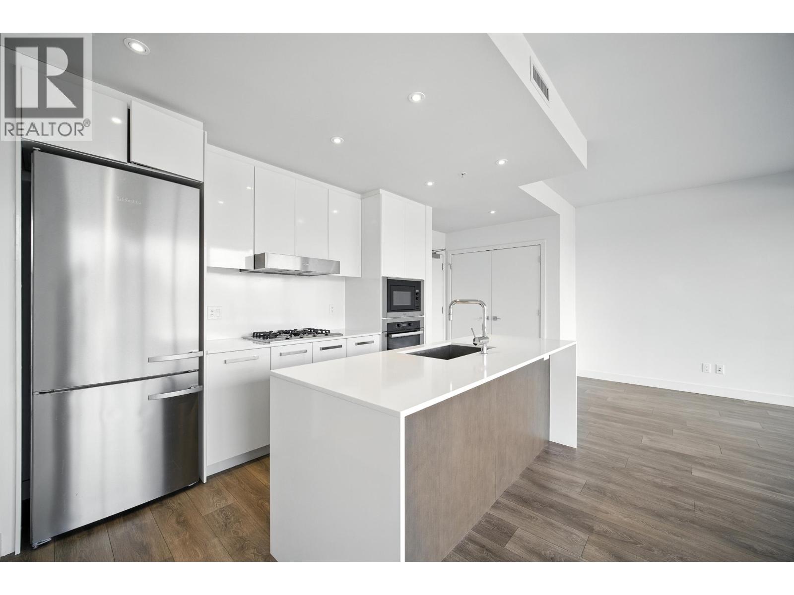 Photo 9 of 308 5699 Baillie Street, Vancouver BC