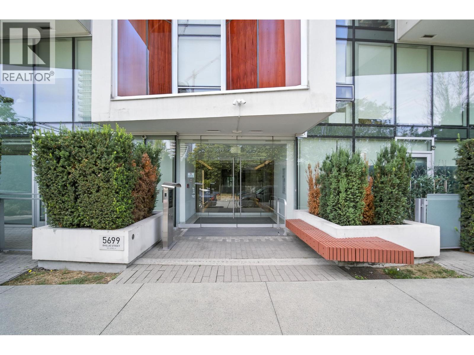 Photo 2 of 308 5699 Baillie Street, Vancouver BC