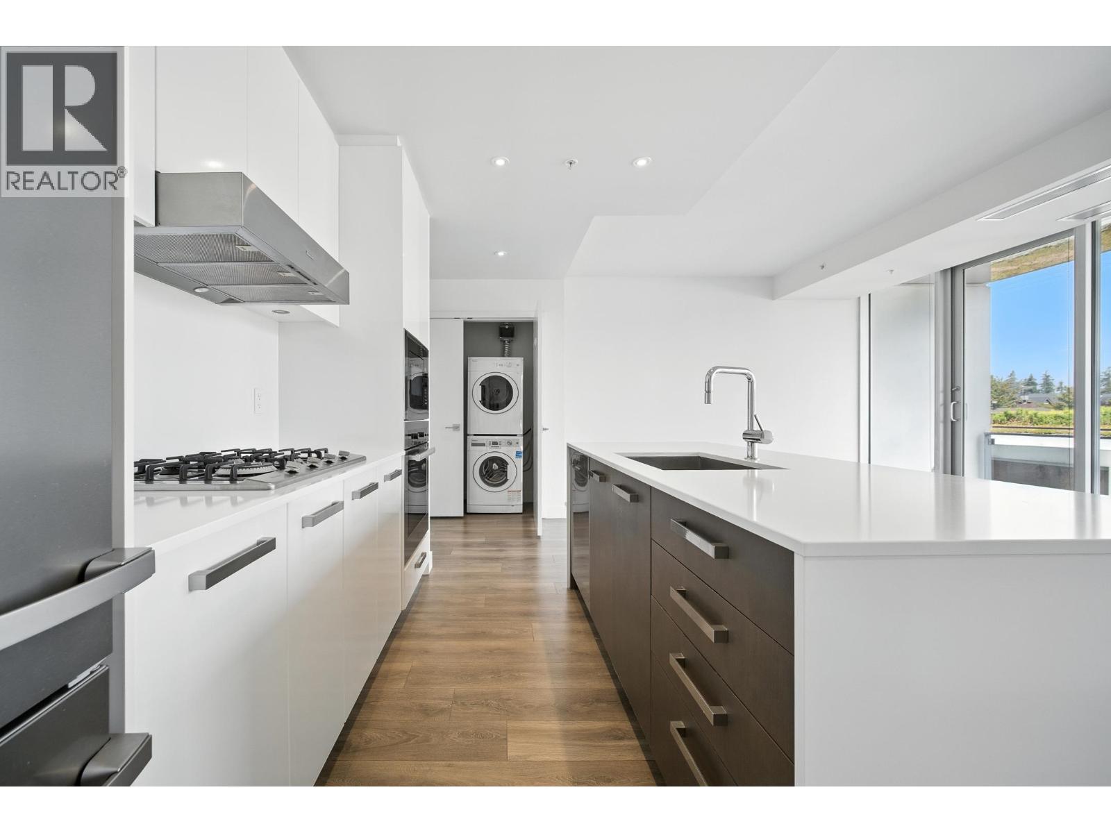 Photo 10 of 308 5699 Baillie Street, Vancouver BC