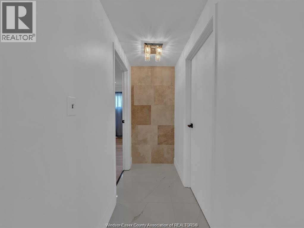 Photo 32 of 1361 Chappell Avenue, Windsor ON