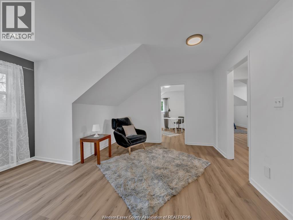 Photo 16 of 1361 Chappell Avenue, Windsor ON