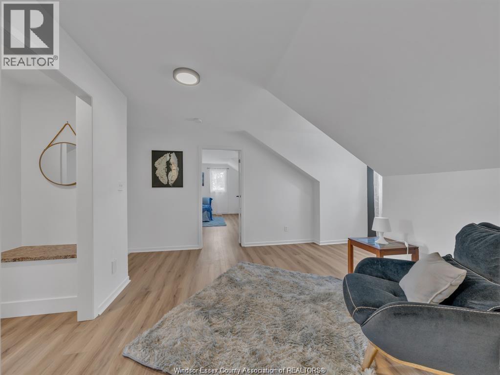 Photo 10 of 1361 Chappell Avenue, Windsor ON