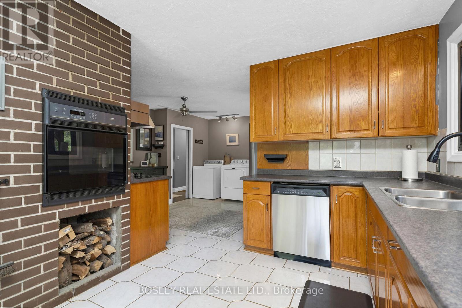 Photo 17 of 5489 10th Line, Erin ON