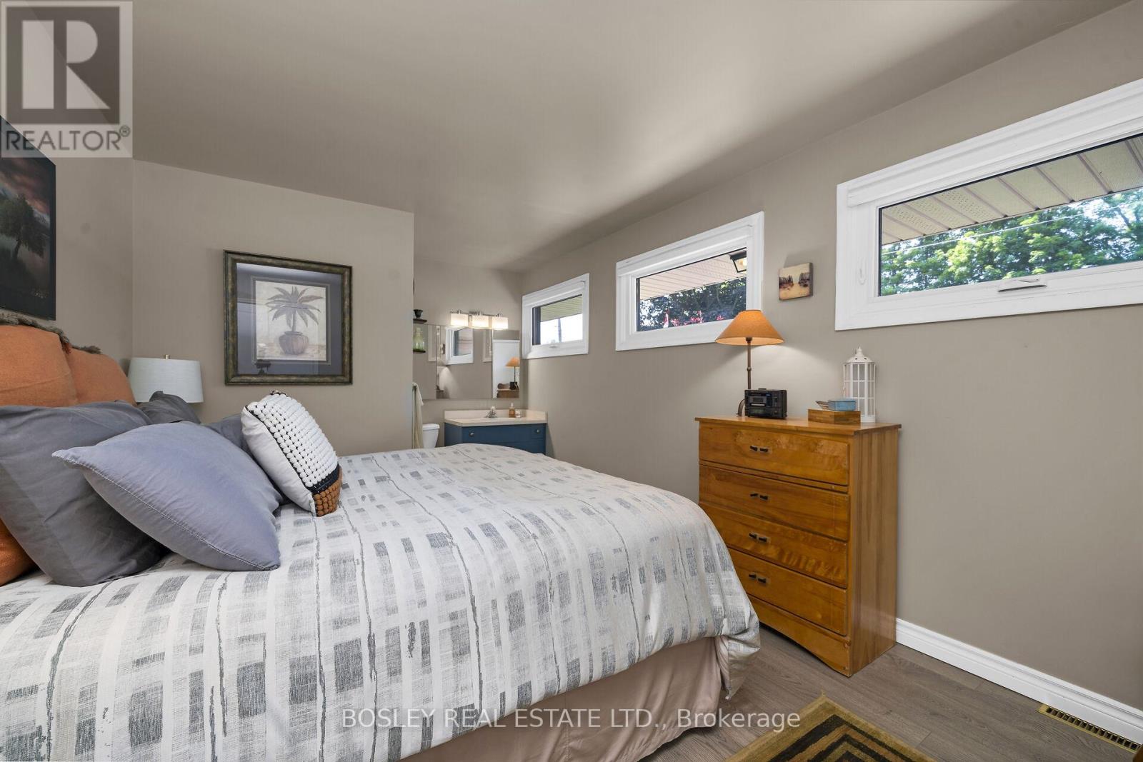 Photo 27 of 5489 10th Line, Erin ON