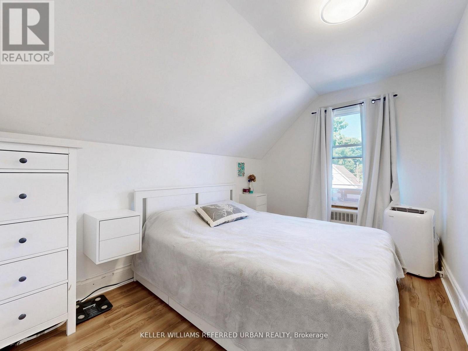 Photo 47 of 71 East 24th Street, Hamilton ON