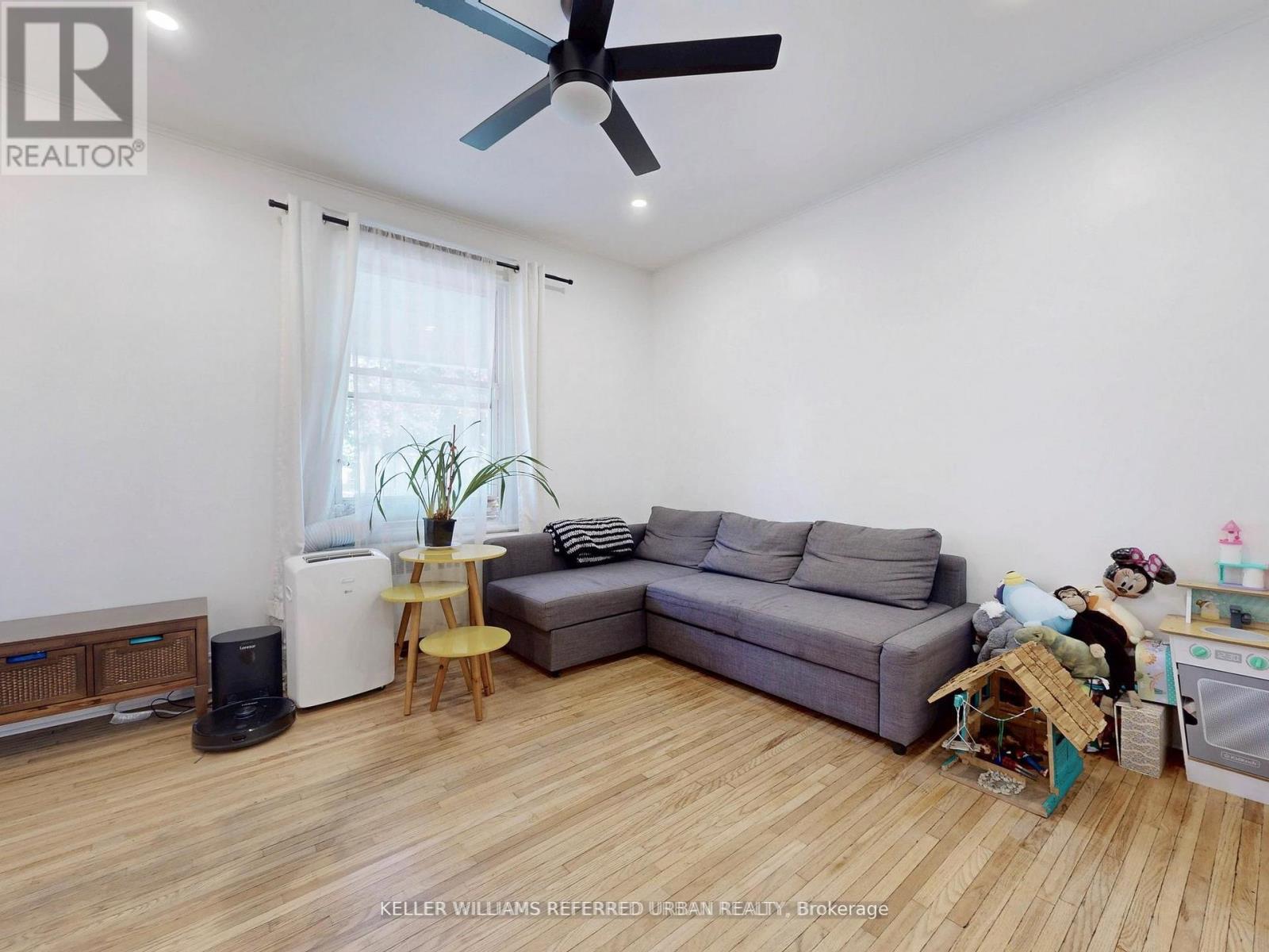 Photo 35 of 71 East 24th Street, Hamilton ON