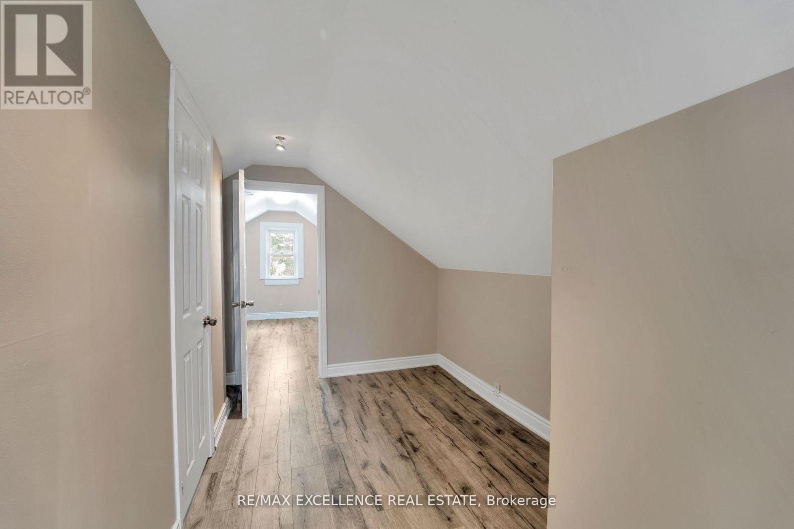 Photo 12 of 1054 Felix Avenue, Windsor ON