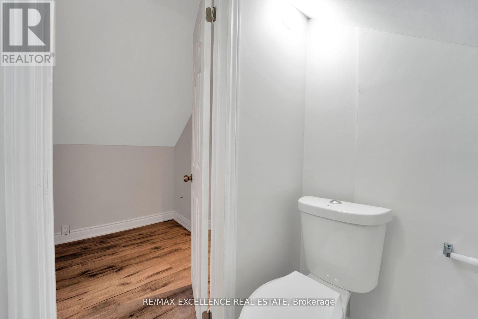 Photo 18 of 1054 Felix Avenue, Windsor ON