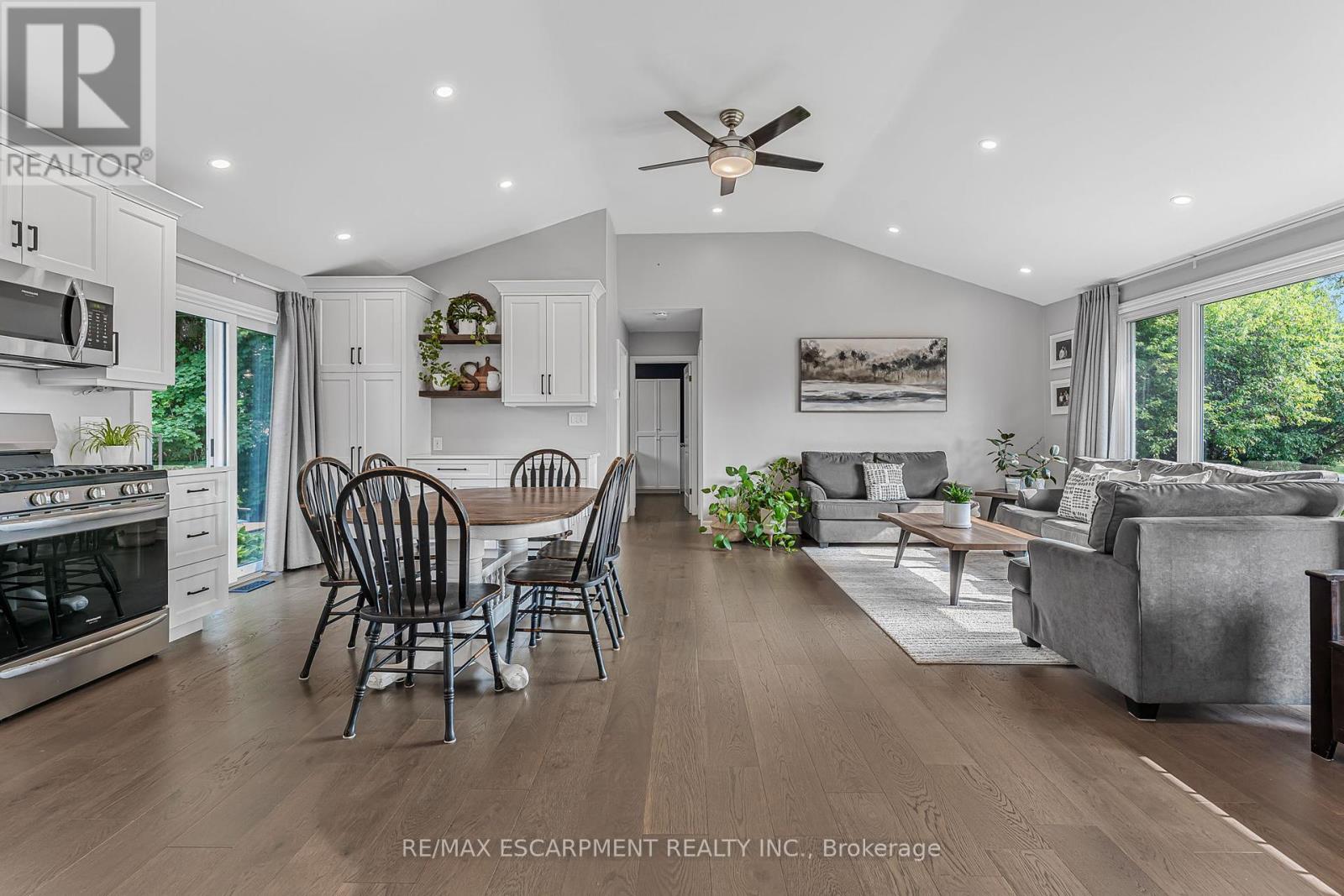 Photo 5 of 53018 Perry Road, Wainfleet ON