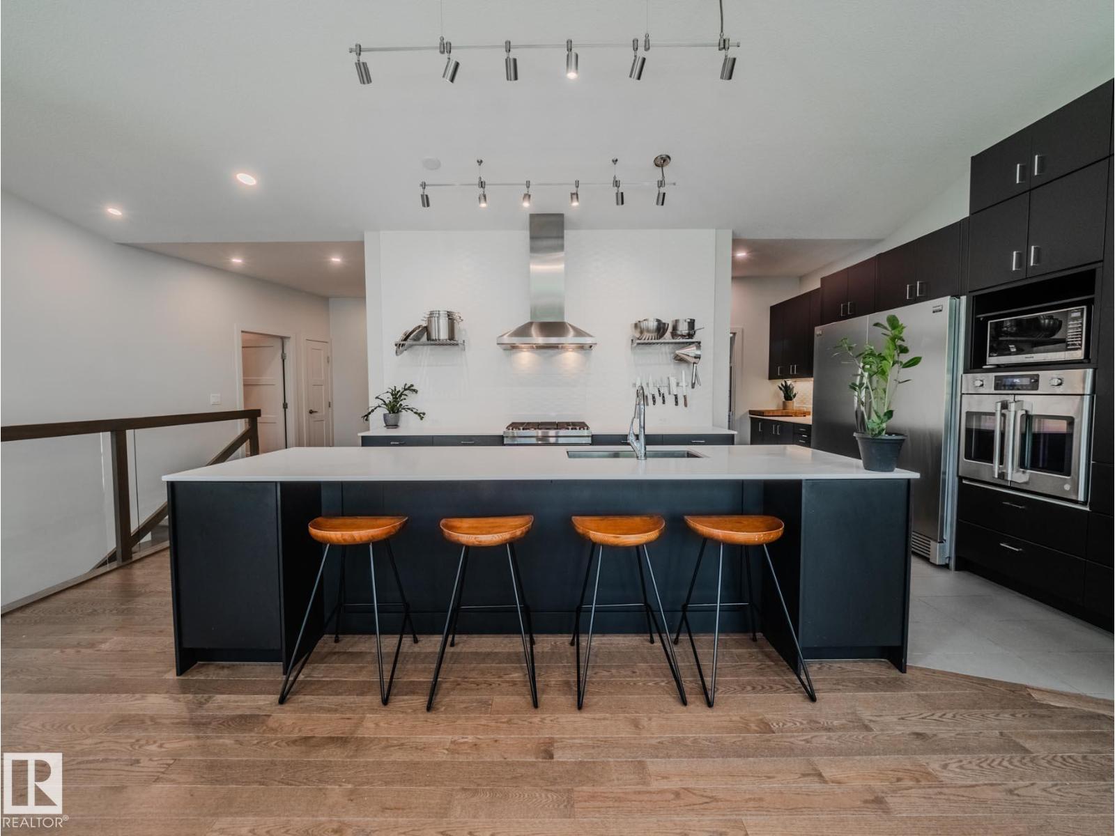 Photo 22 of 8704 92 B Av Nw, Edmonton AB