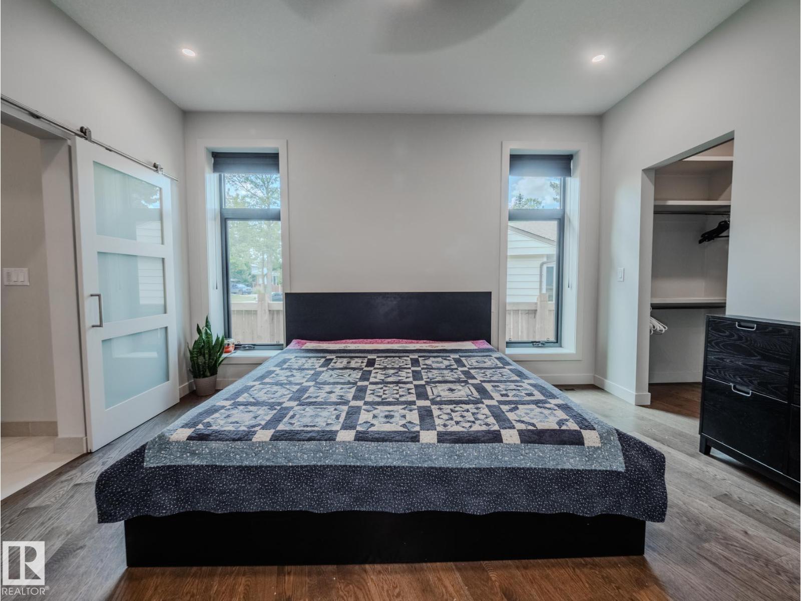 Photo 40 of 8704 92 B Av Nw, Edmonton AB