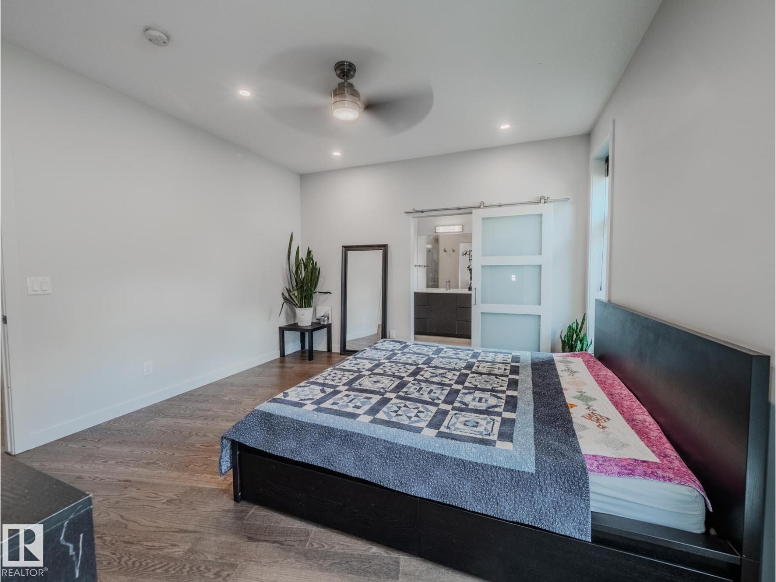 Photo 41 of 8704 92 B Av Nw, Edmonton AB