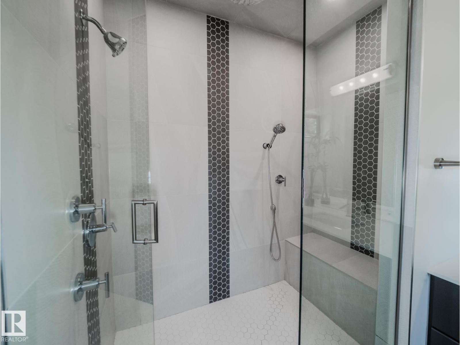 Photo 46 of 8704 92 B Av Nw, Edmonton AB