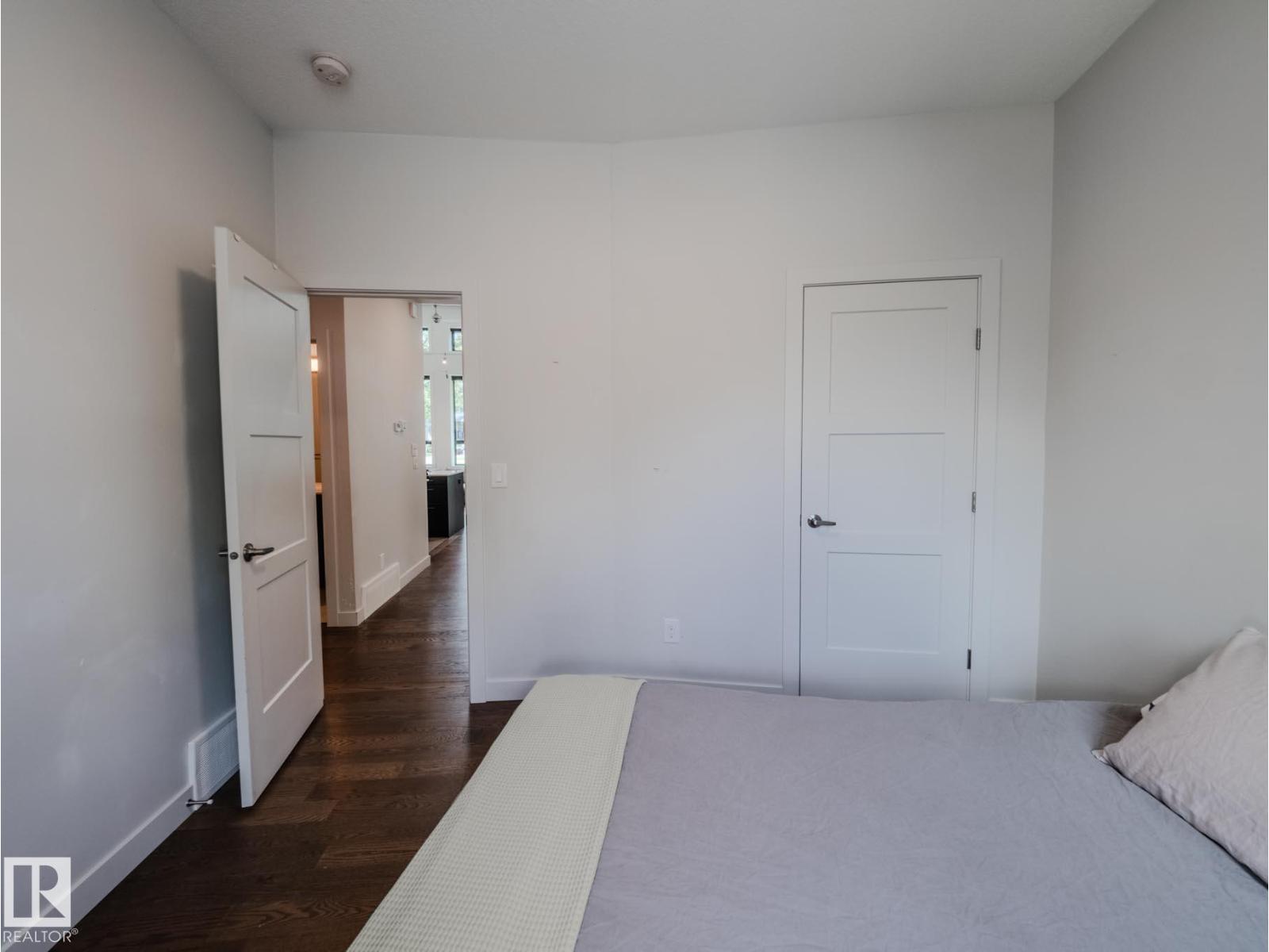 Photo 52 of 8704 92 B Av Nw, Edmonton AB