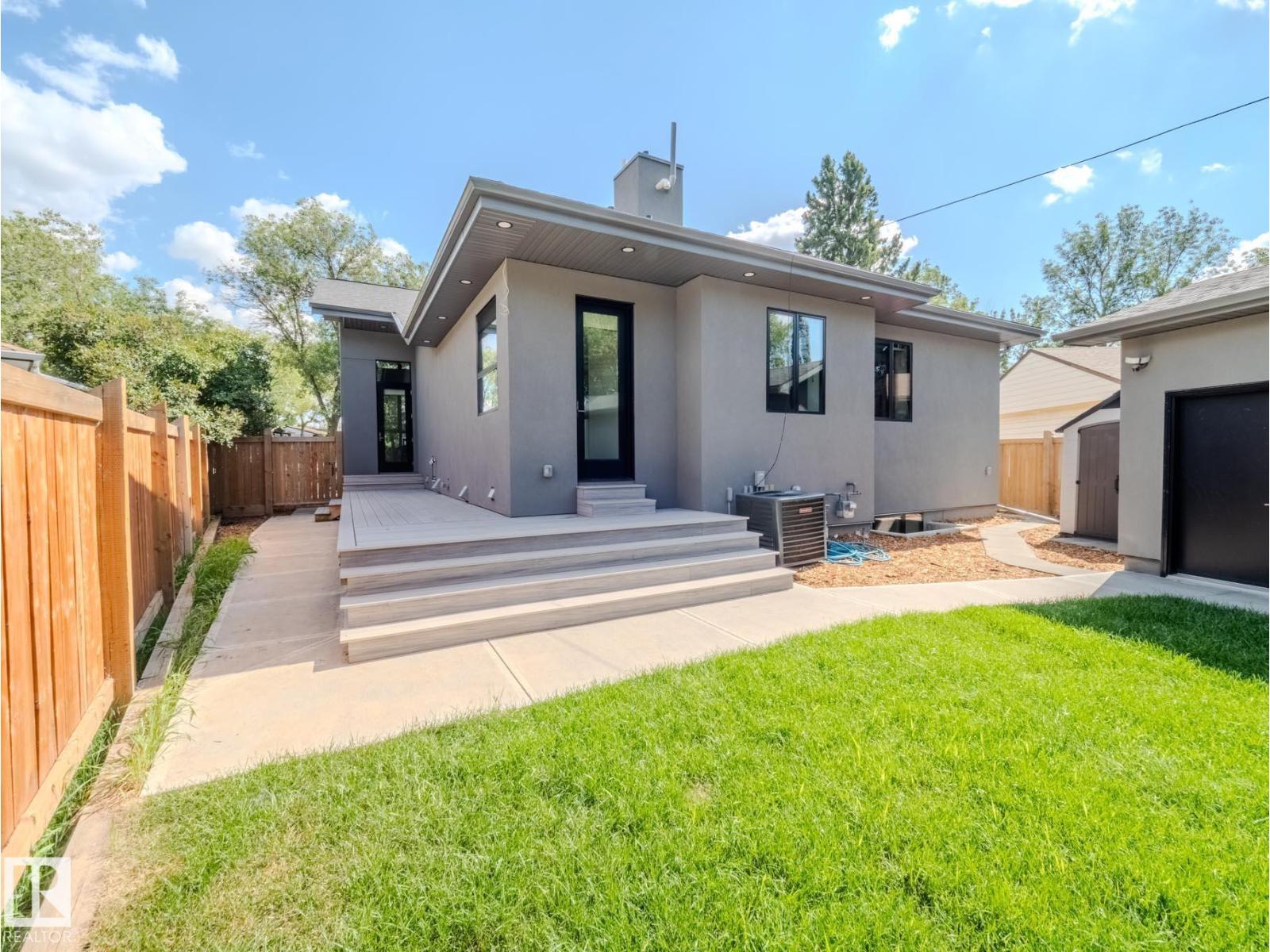 Photo 68 of 8704 92 B Av Nw, Edmonton AB