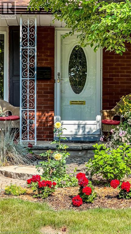 Photo 6 of 5195 Suncrest Road, Burlington ON