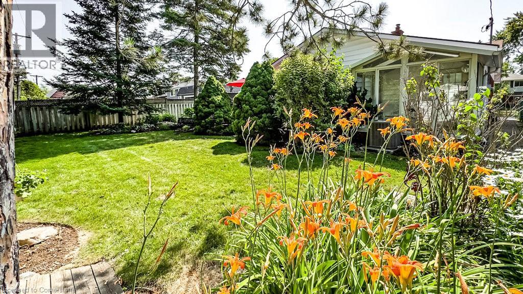 Photo 36 of 5195 Suncrest Road, Burlington ON