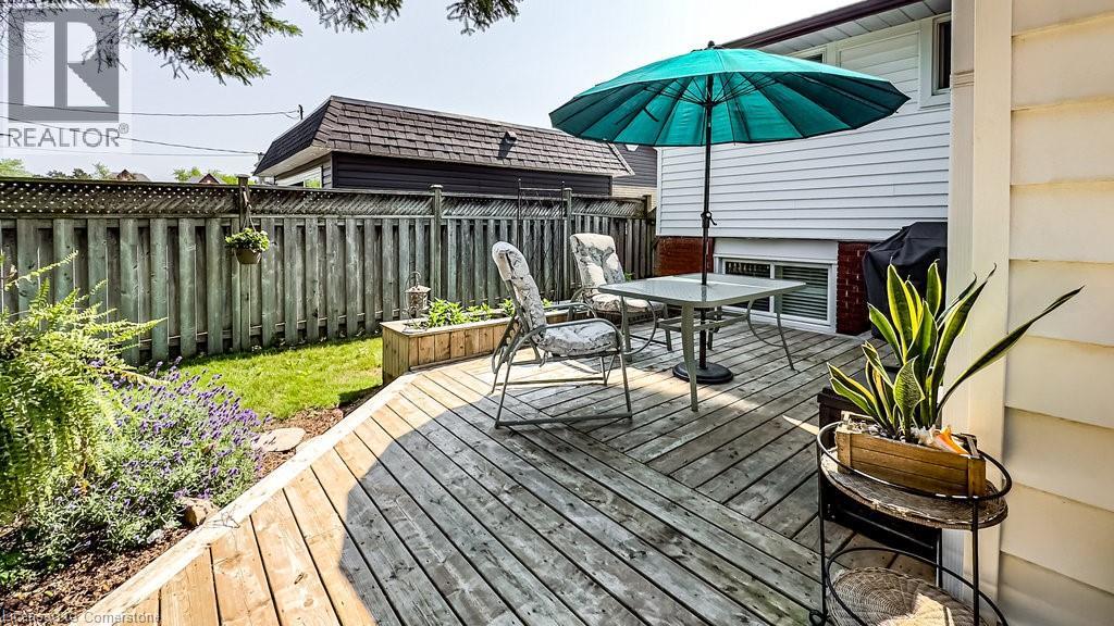 Photo 40 of 5195 Suncrest Road, Burlington ON