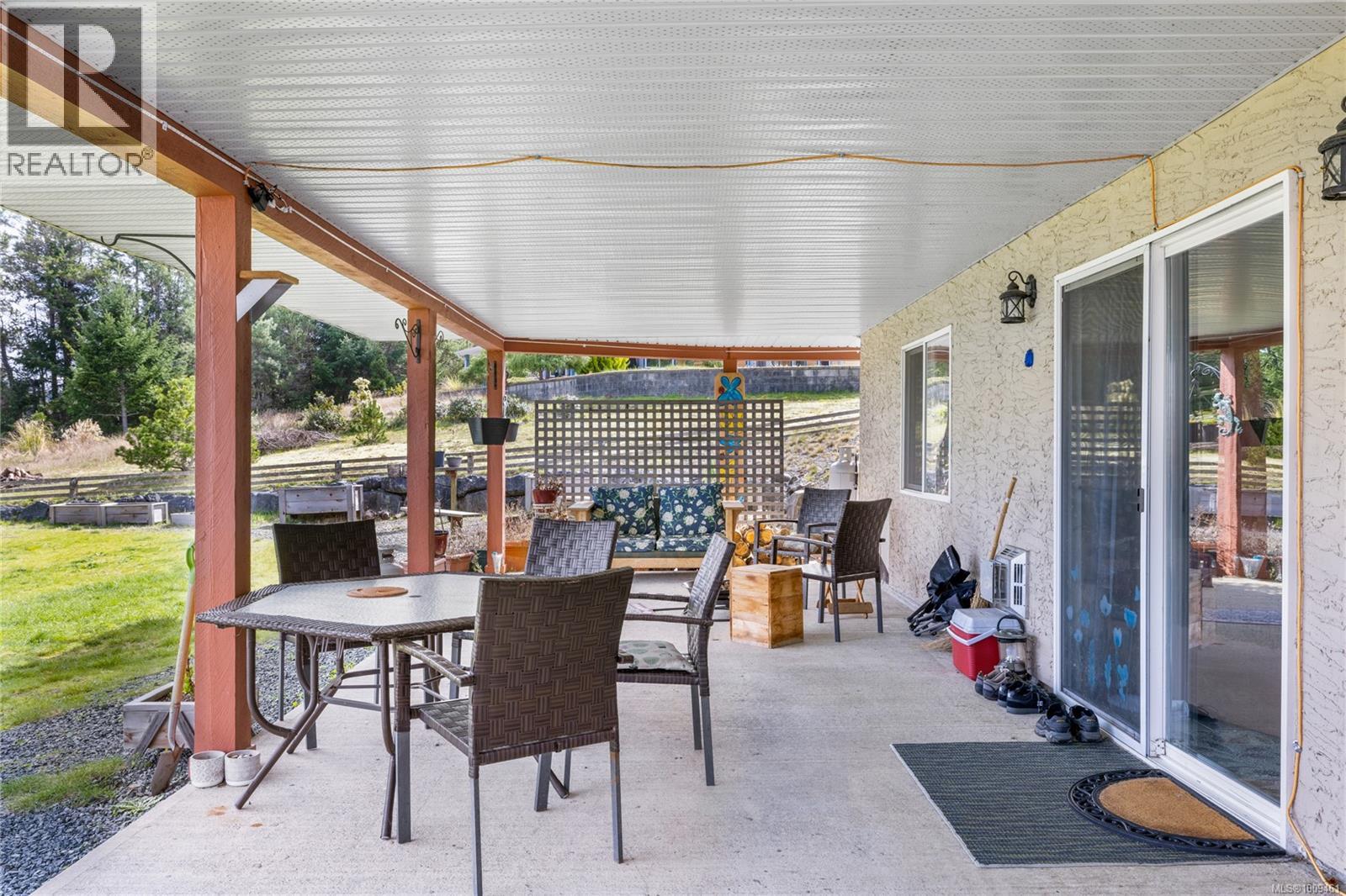 Photo 23 of 3021 Raymur Pl, Qualicum Beach BC