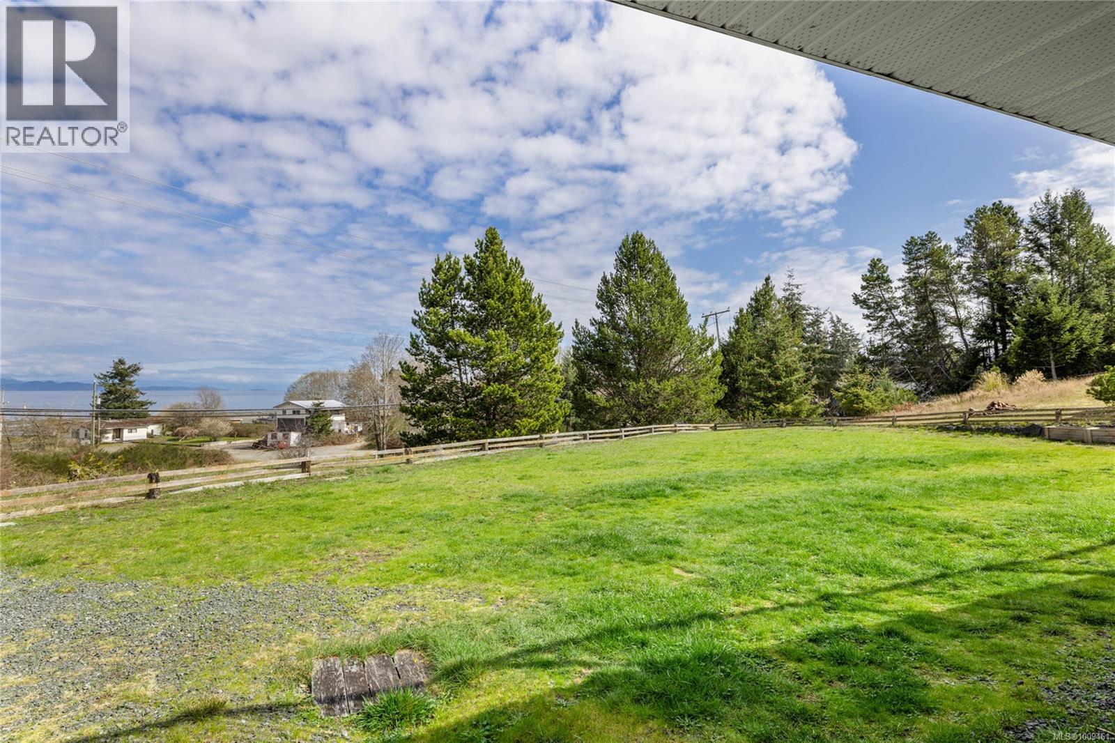 Photo 44 of 3021 Raymur Pl, Qualicum Beach BC