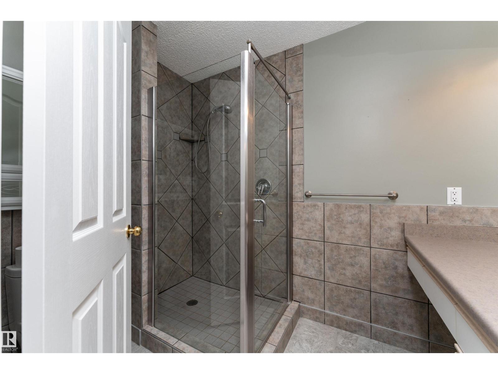 Photo 59 of 8823 188 St Nw, Edmonton AB